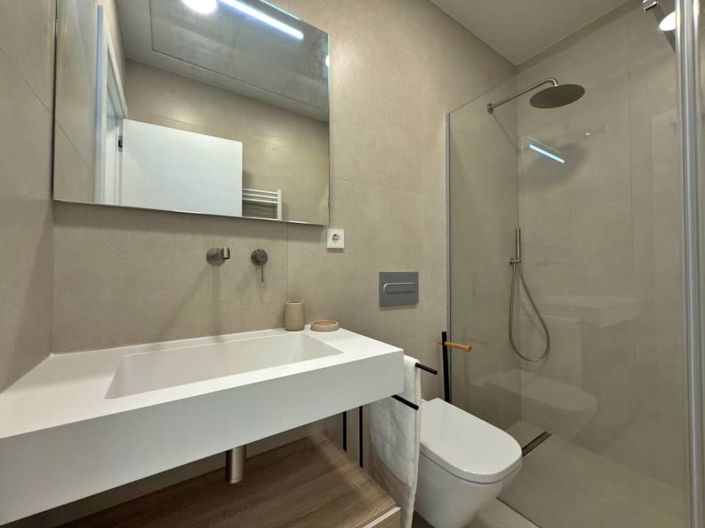 Image No.28-3 Bed Villa for sale