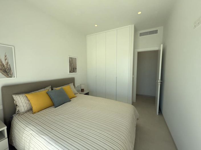 Image No.35-3 Bed Villa for sale