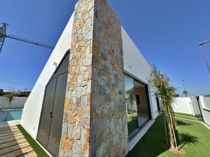 Image No.6-3 Bed Villa for sale