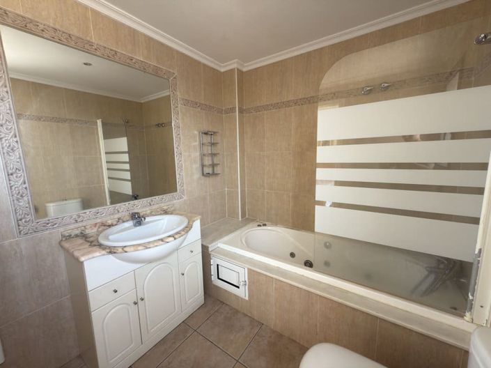 Image No.16-4 Bed Villa for sale