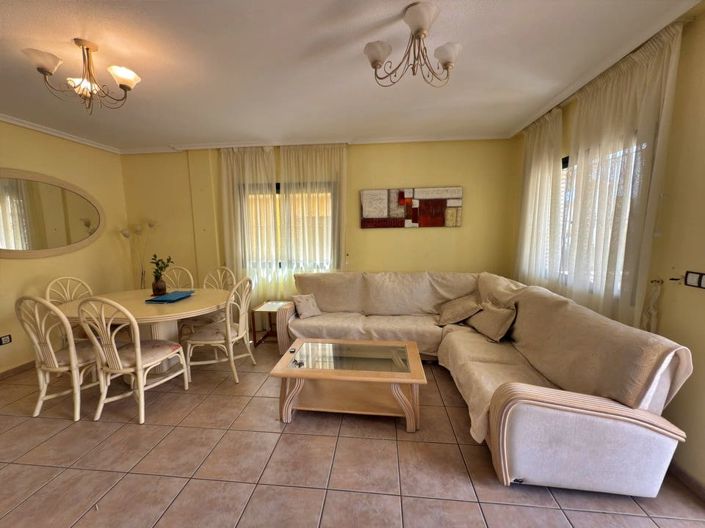 Image No.9-4 Bed Villa for sale