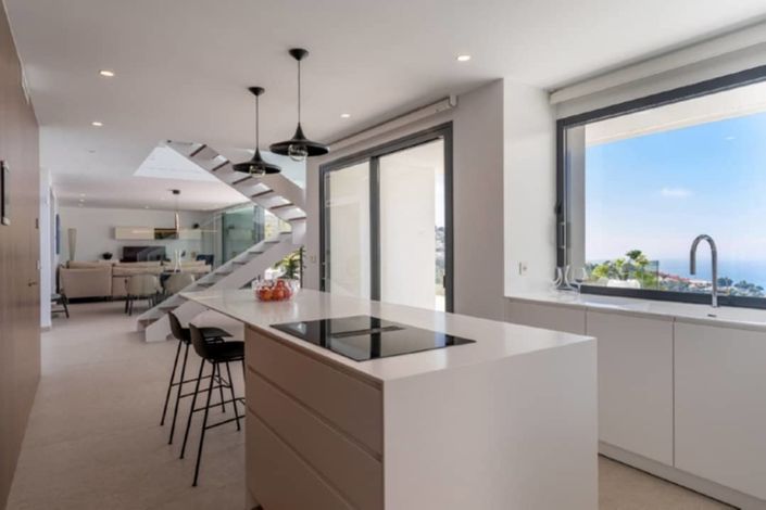 Image No.11-3 Bed Villa for sale