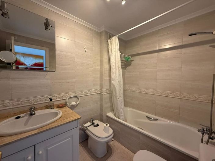 Image No.10-2 Bed Apartment for sale