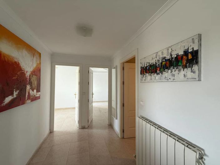 Image No.8-2 Bed Apartment for sale