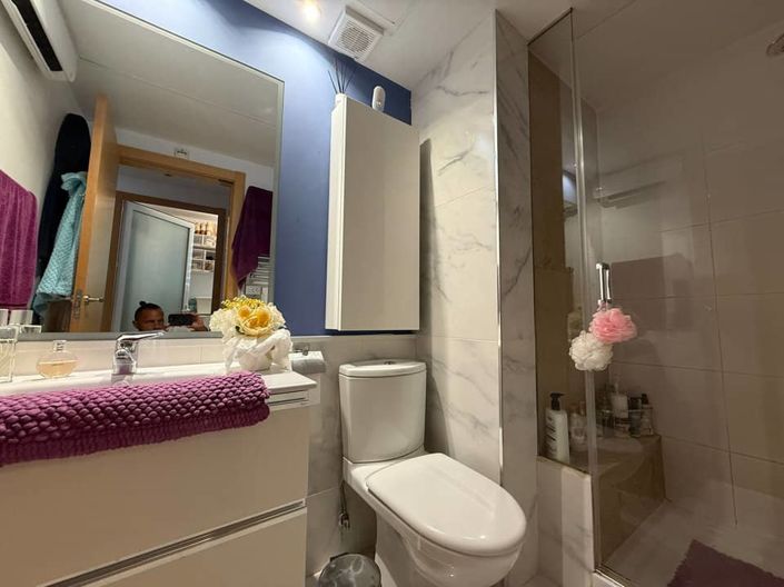 Image No.12-2 Bed Apartment for sale