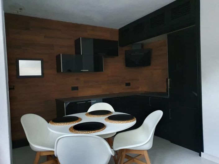 Image No.5-1 Bed Property for sale