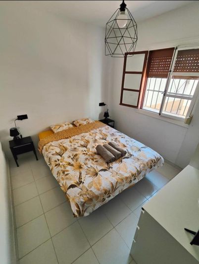 Image No.7-1 Bed Property for sale