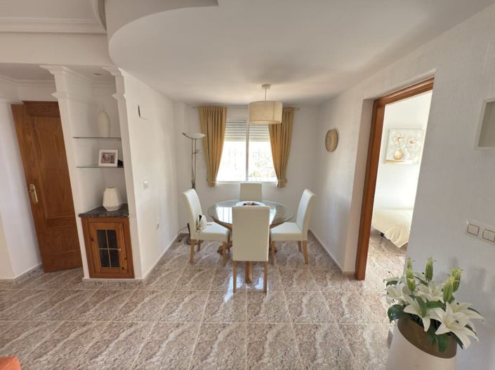 Image No.19-3 Bed Townhouse for sale