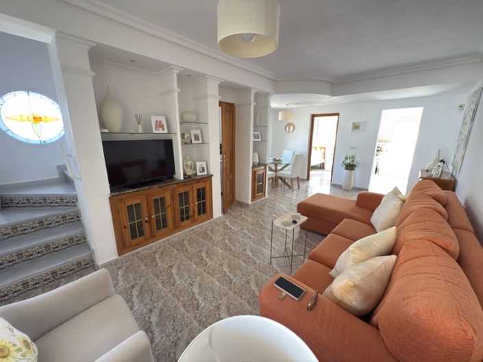 Image No.21-3 Bed Townhouse for sale