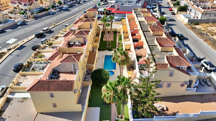 Image No.3-3 Bed Townhouse for sale