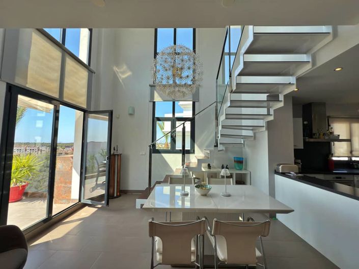 Image No.11-3 Bed Apartment for sale