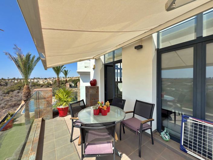 Image No.20-3 Bed Apartment for sale