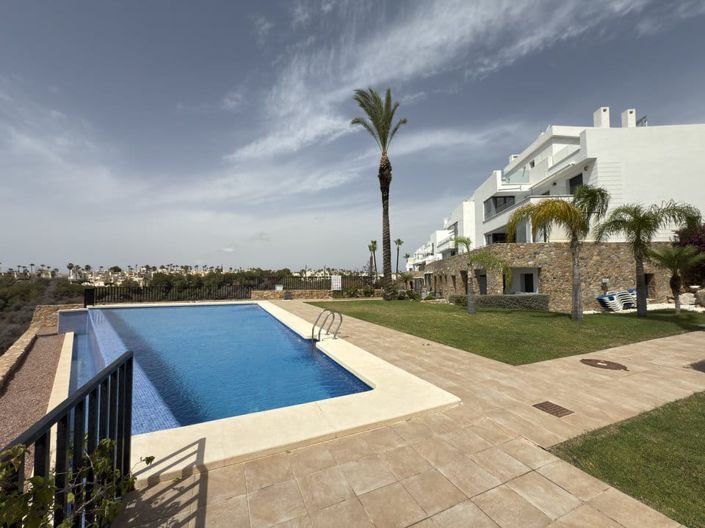 Image No.4-3 Bed Apartment for sale