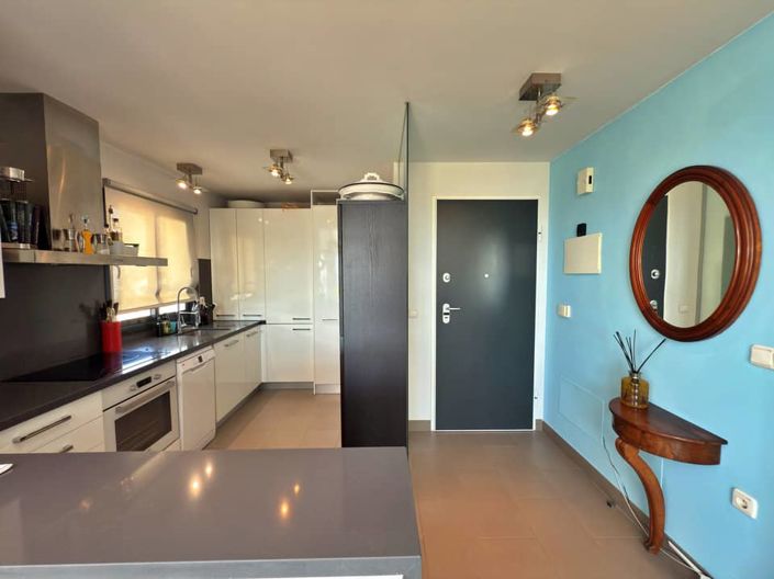 Image No.7-3 Bed Apartment for sale