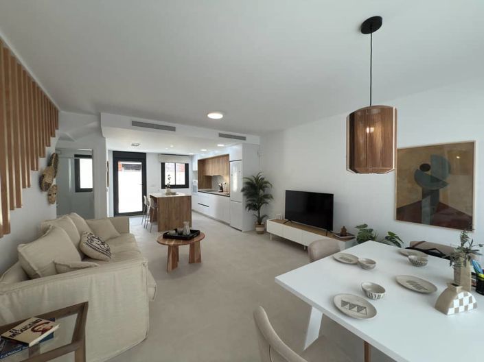 Image No.2-2 Bed Townhouse for sale