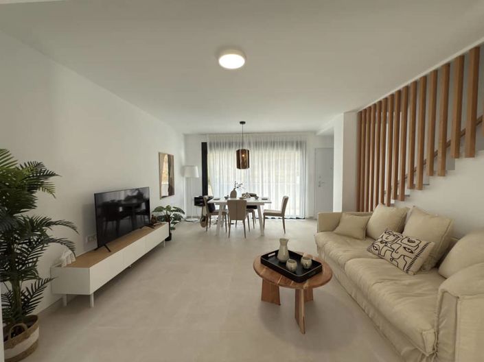 Image No.7-2 Bed Townhouse for sale