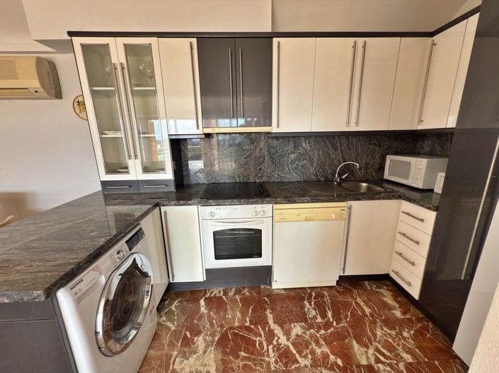 Image No.18-2 Bed Apartment for sale