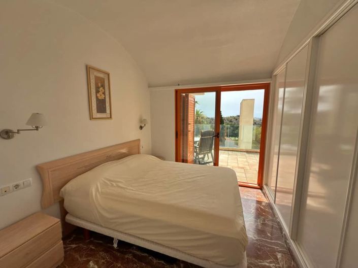 Image No.26-2 Bed Apartment for sale