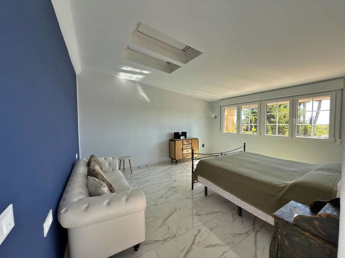 Image No.25-4 Bed Villa for sale