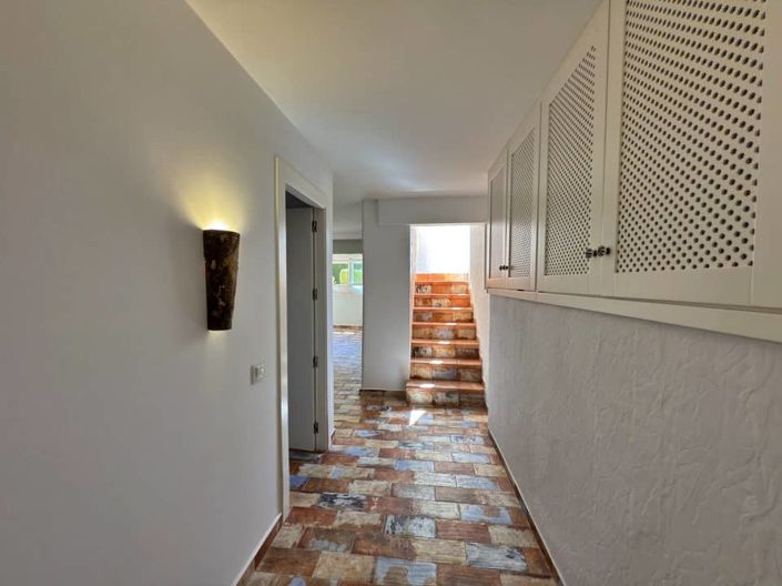 Image No.31-4 Bed Villa for sale