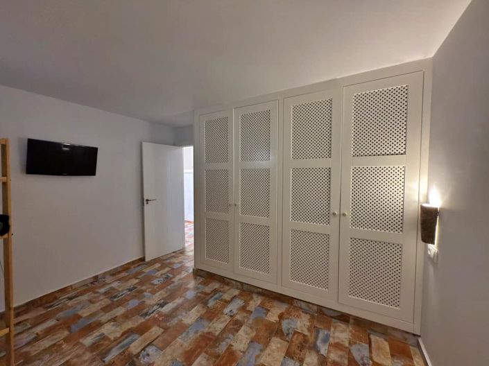 Image No.33-4 Bed Villa for sale