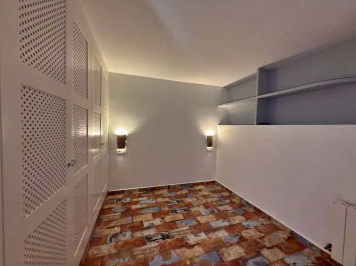 Image No.34-4 Bed Villa for sale