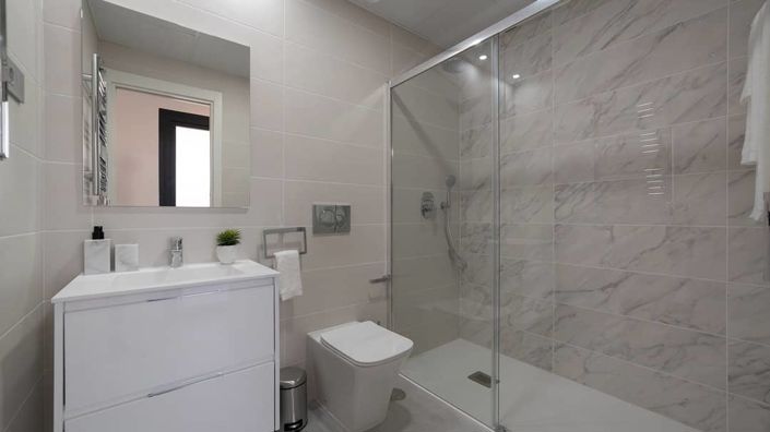 Image No.19-3 Bed Apartment for sale