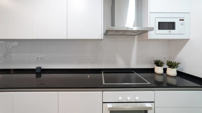 Image No.17-2 Bed Apartment for sale