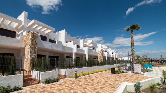 Image No.8-3 Bed Apartment for sale