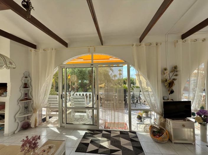 Image No.20-2 Bed Villa for sale