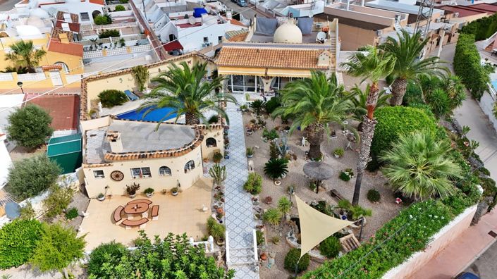 Image No.3-2 Bed Villa for sale