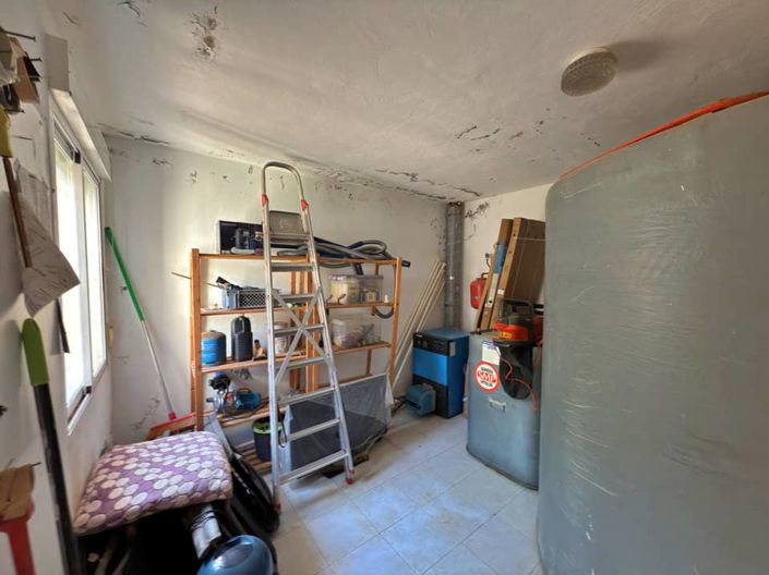 Image No.42-2 Bed Villa for sale