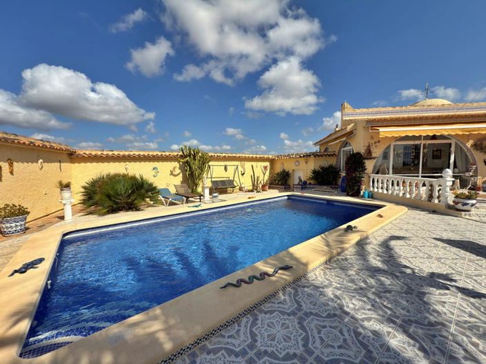 Image No.6-2 Bed Villa for sale