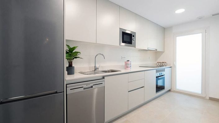 Image No.10-3 Bed Apartment for sale