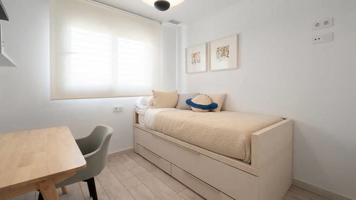 Image No.12-3 Bed Apartment for sale