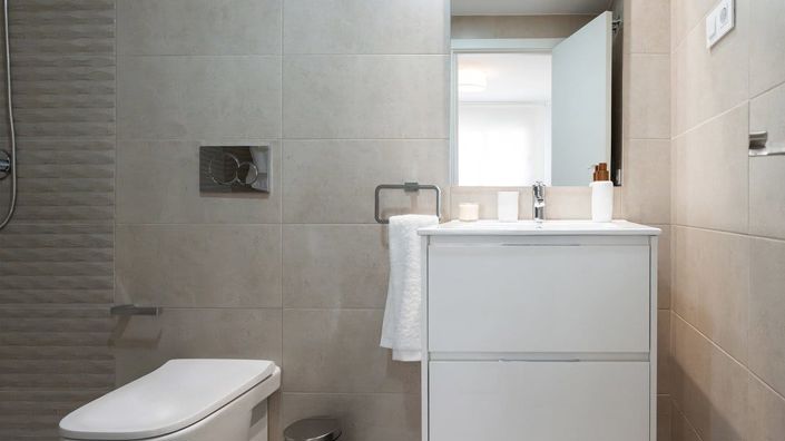 Image No.14-3 Bed Apartment for sale