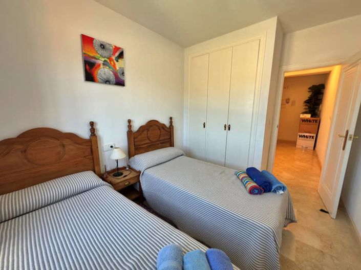 Image No.15-3 Bed Apartment for sale