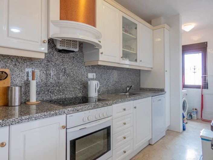 Image No.30-3 Bed Apartment for sale