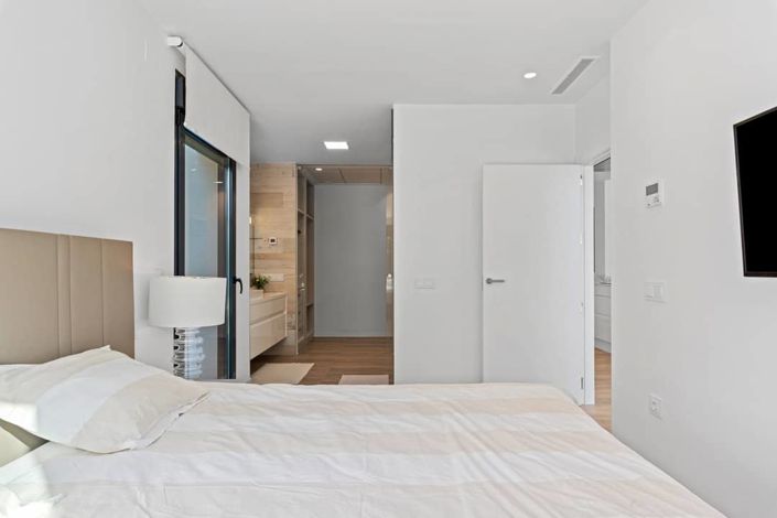 Image No.23-3 Bed Villa for sale