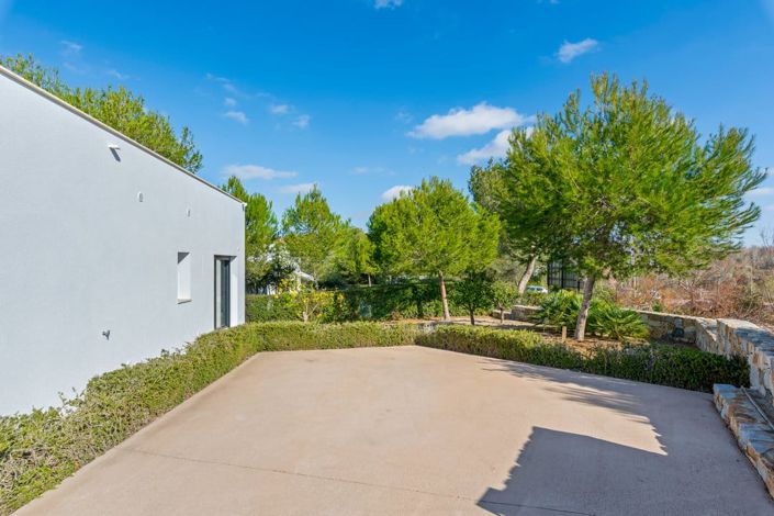 Image No.8-3 Bed Villa for sale