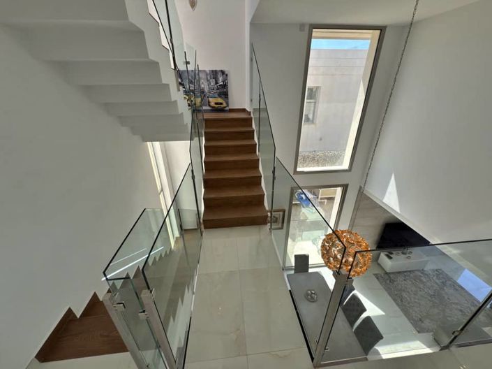 Image No.29-5 Bed Villa for sale