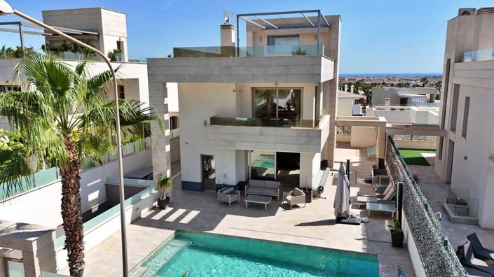 Image No.4-5 Bed Villa for sale