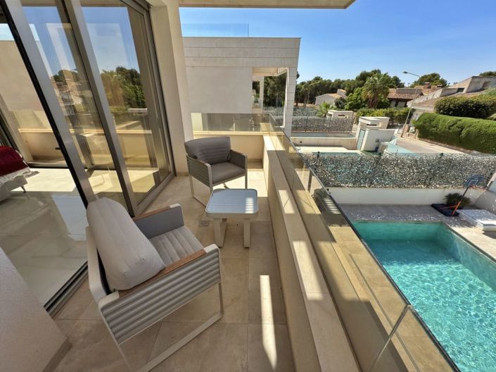 Image No.34-5 Bed Villa for sale