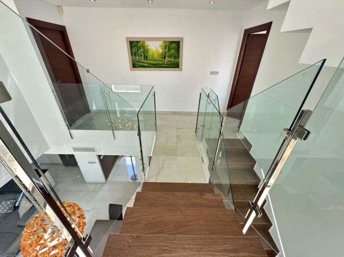 Image No.38-5 Bed Villa for sale