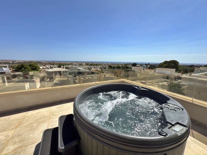 Image No.42-5 Bed Villa for sale