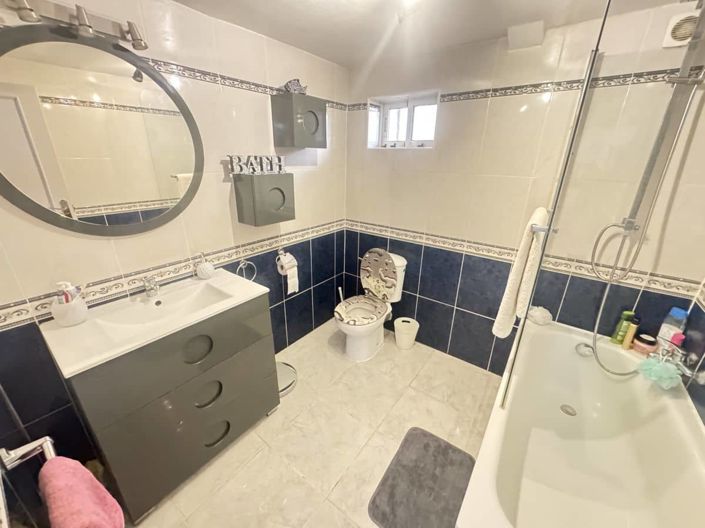 Image No.14-4 Bed Villa for sale