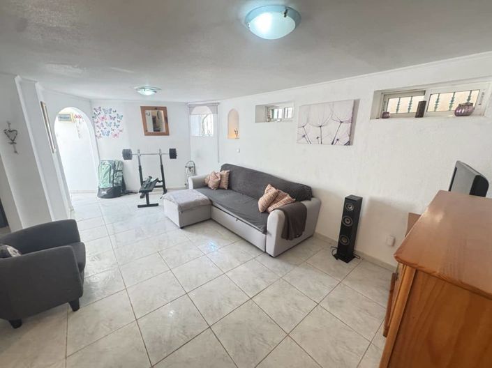 Image No.15-4 Bed Villa for sale