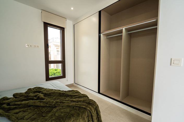 Image No.14-3 Bed Villa for sale