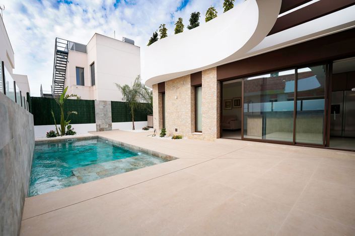 Image No.19-3 Bed Villa for sale