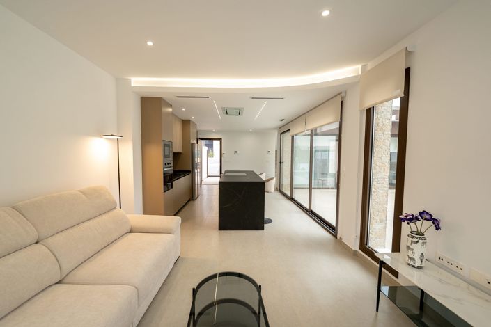 Image No.9-3 Bed Villa for sale